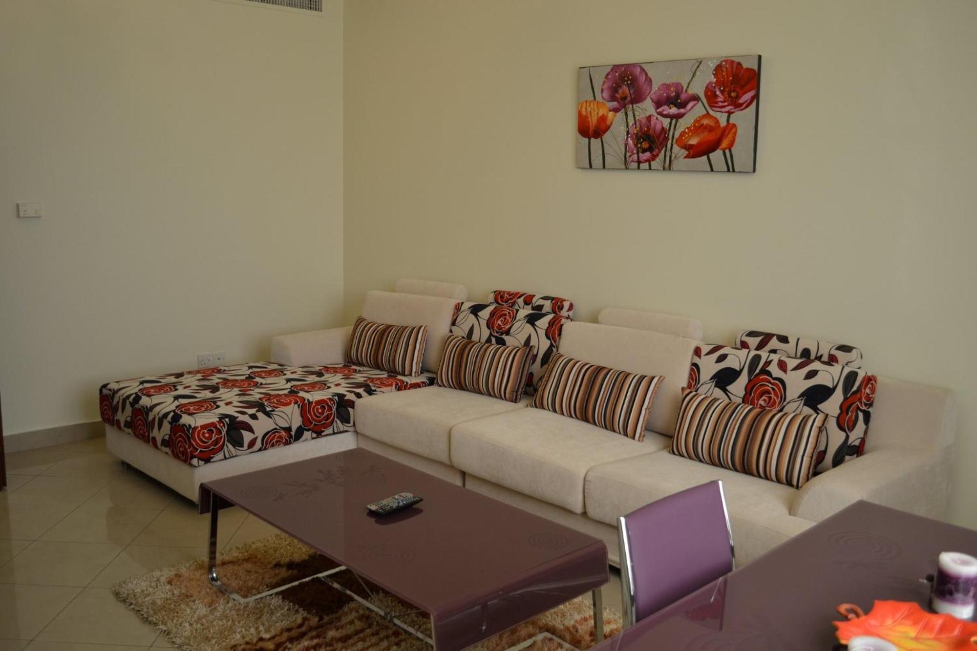 Abu Dhabi Plaza Hotel Apartments Εξωτερικό φωτογραφία