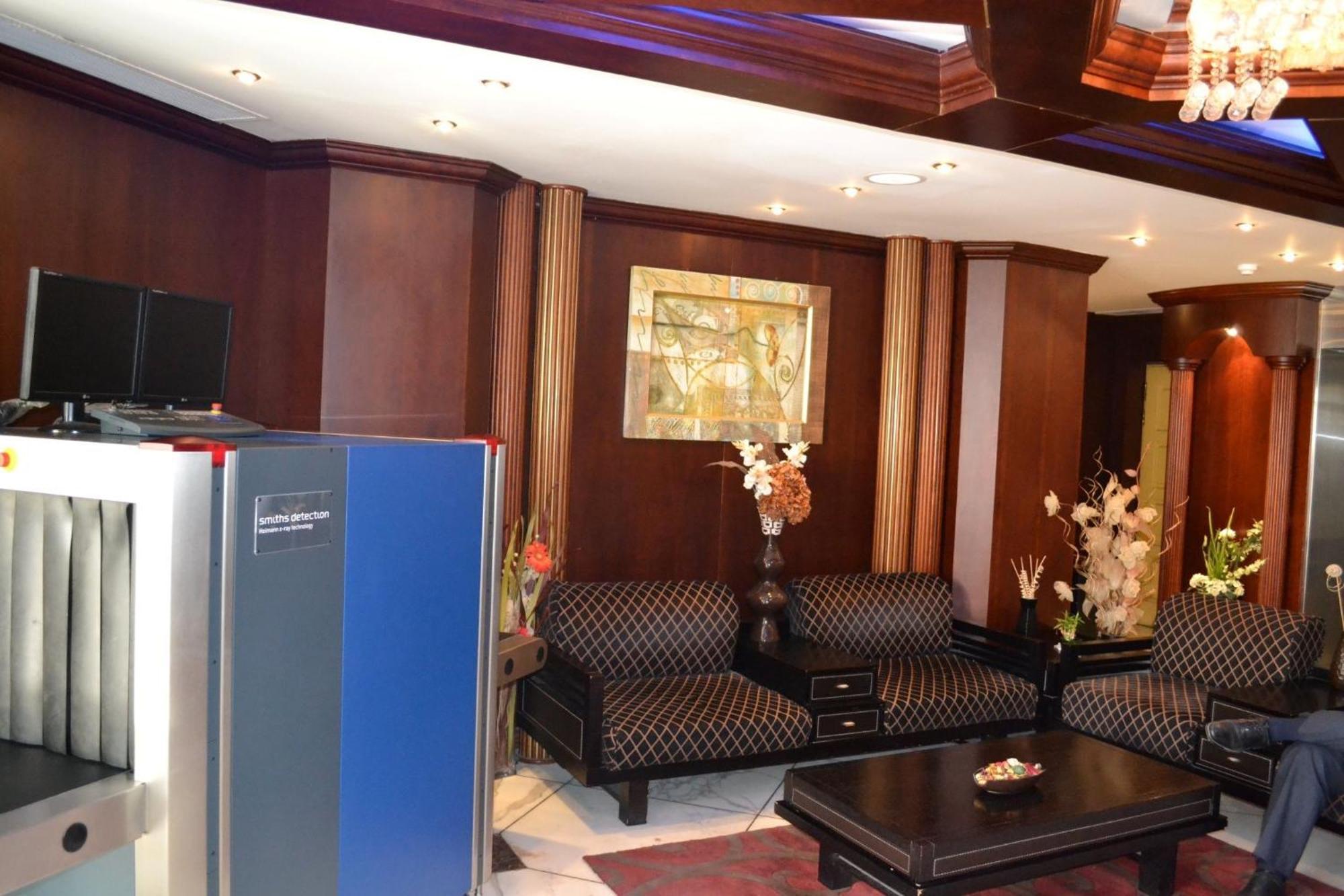 Abu Dhabi Plaza Hotel Apartments Εξωτερικό φωτογραφία