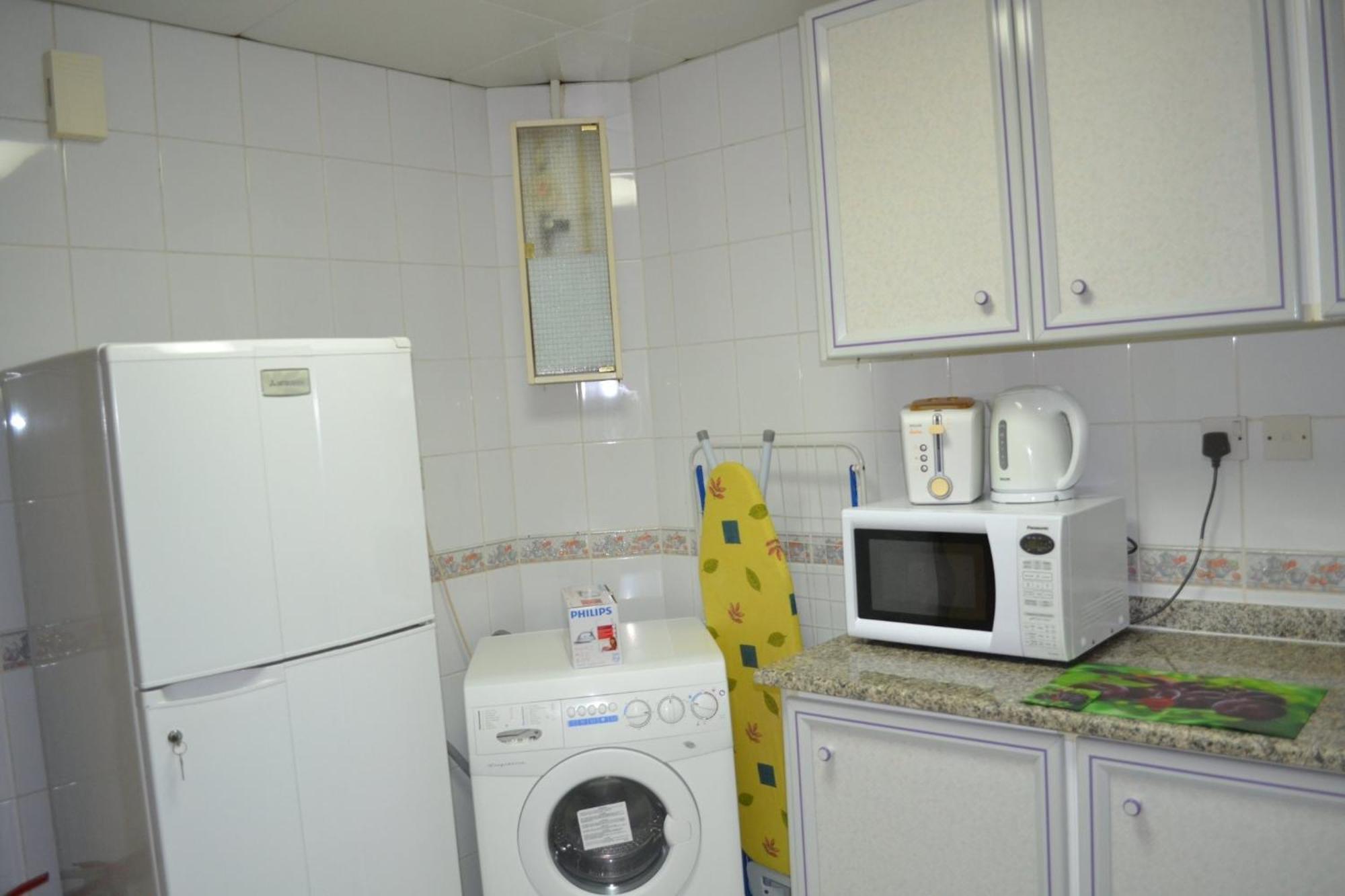 Abu Dhabi Plaza Hotel Apartments Εξωτερικό φωτογραφία