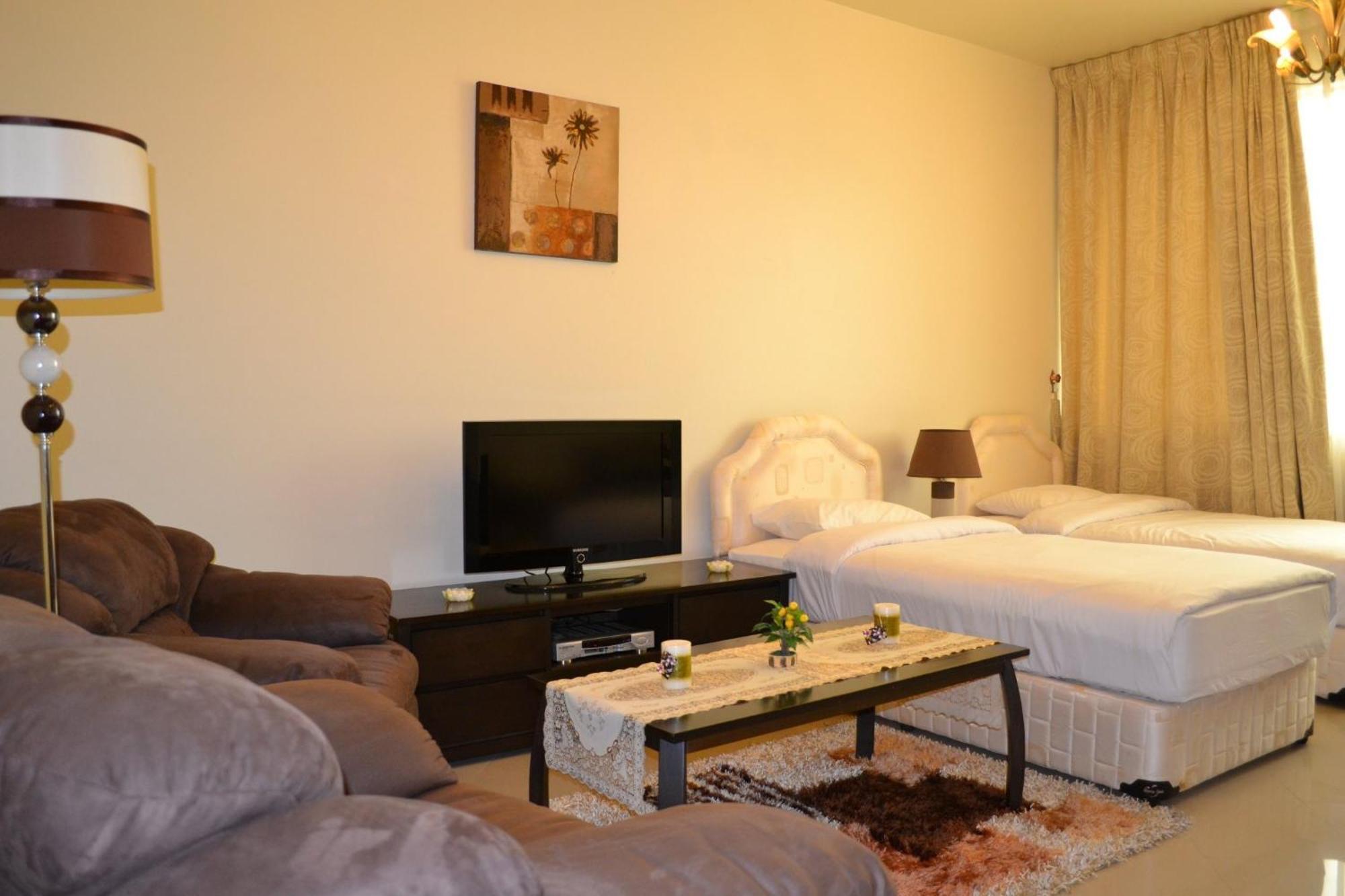 Abu Dhabi Plaza Hotel Apartments Εξωτερικό φωτογραφία