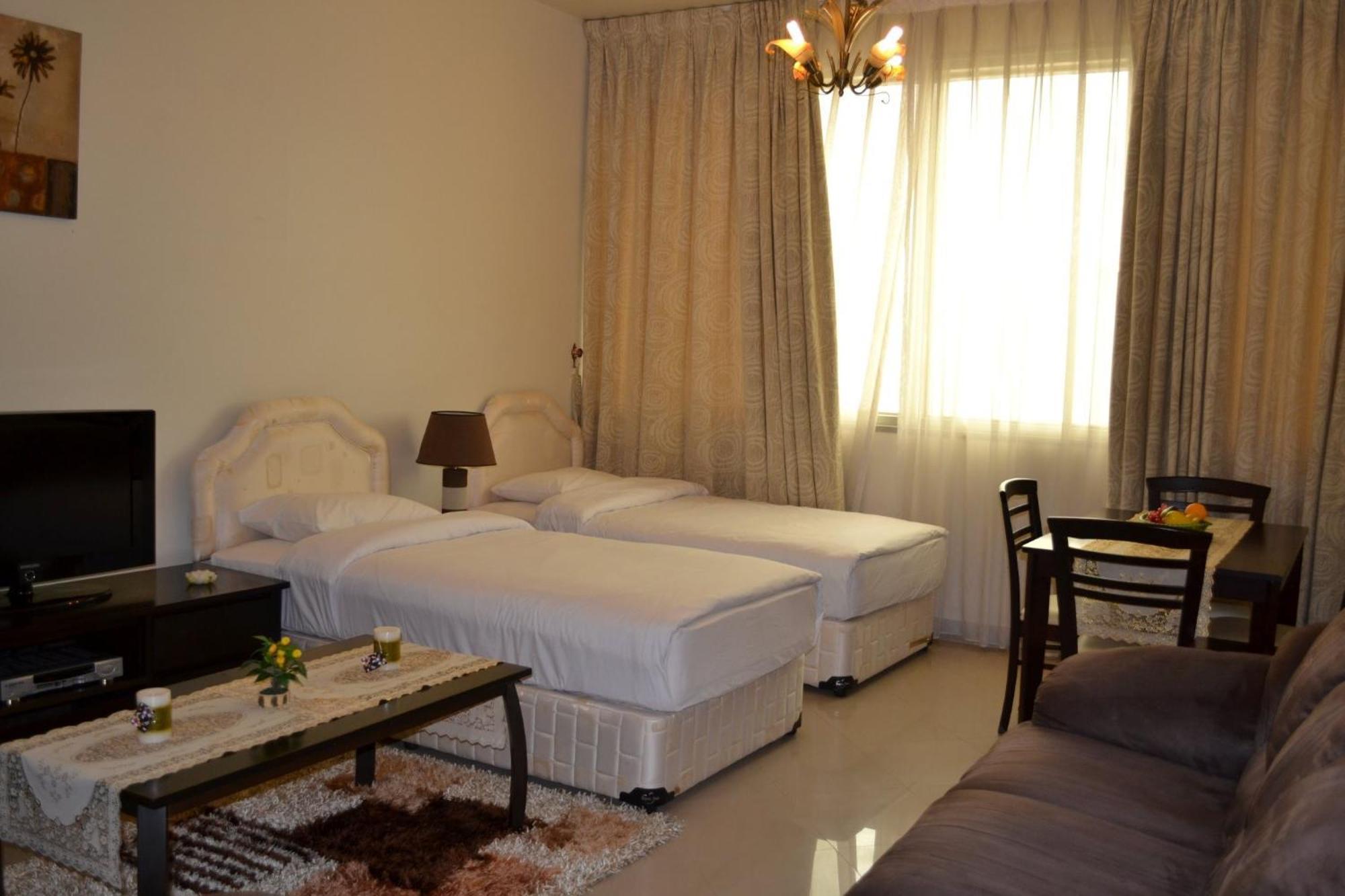 Abu Dhabi Plaza Hotel Apartments Εξωτερικό φωτογραφία