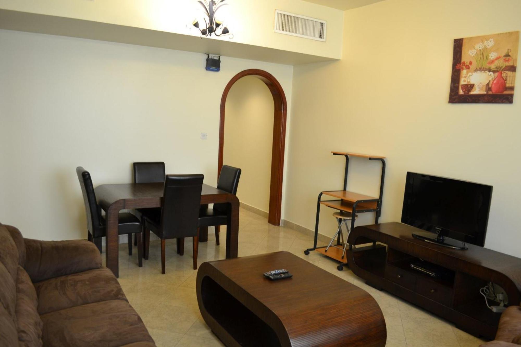 Abu Dhabi Plaza Hotel Apartments Εξωτερικό φωτογραφία